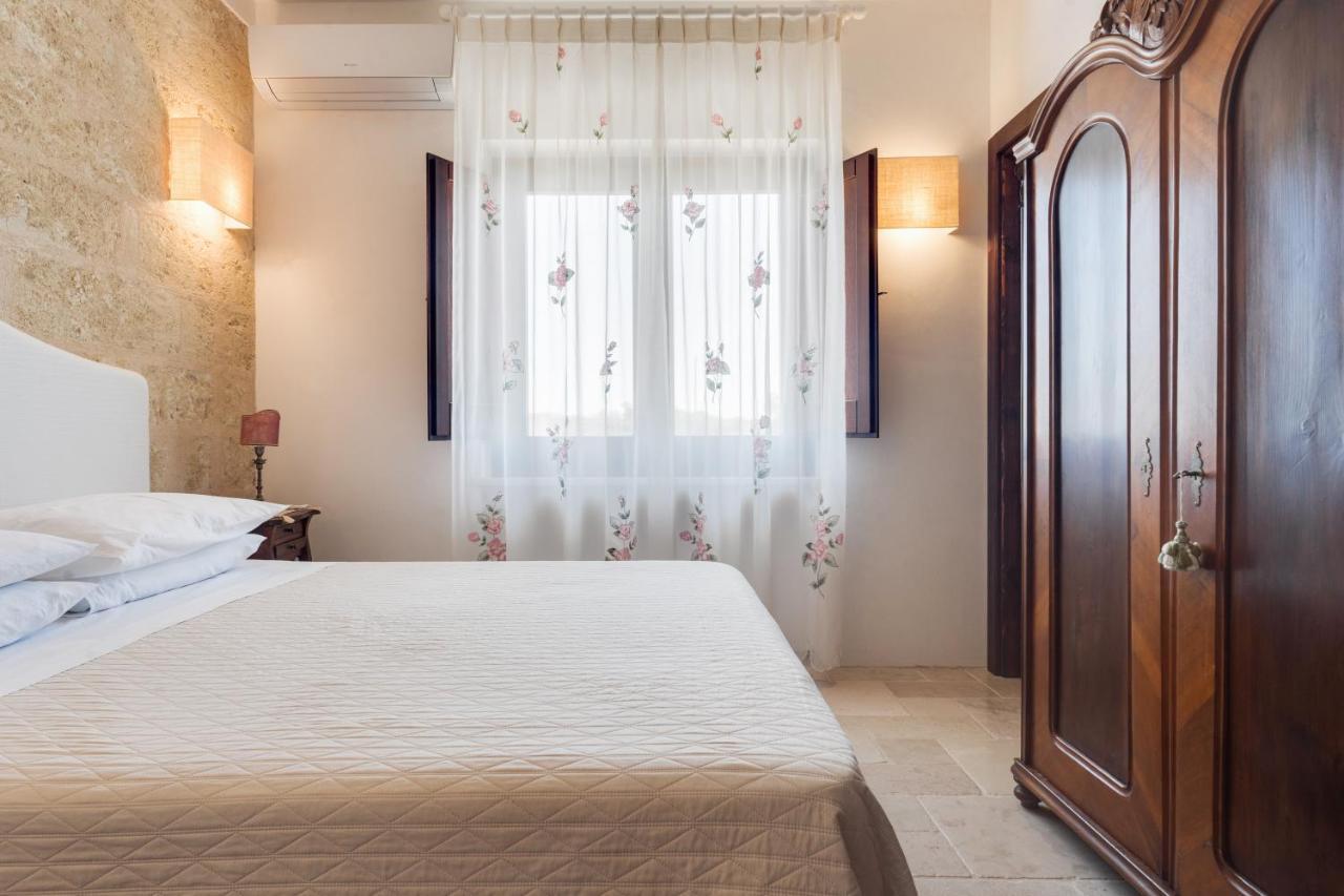Le Lantane - Luxury Rooms Alessano Exterior photo
